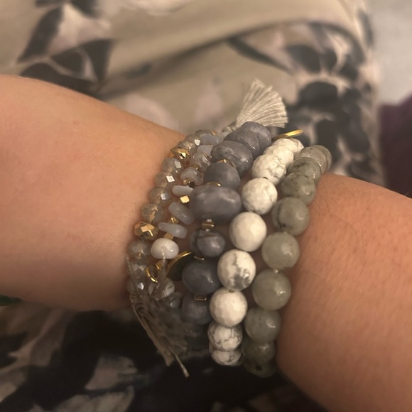 Kinsley Armelle Jewelry - Kinsley Armelle (5) Piece Bracelet Stack in Light Pink, Gray, and White.